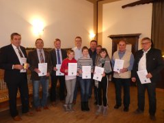 Ehrungen für besondere Leistungen oder ehrenamtliches Engagement Ehrungen für besondere Leistungen oder ehrenamtliches Engagement