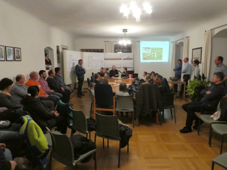 Gemeinderatssitzung Windberg Kinder