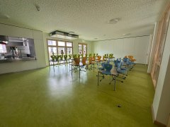 Mensa mit Ausgabe