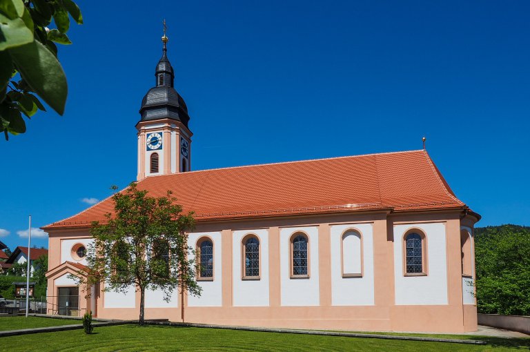 Kirche St. Martin 2022 außen