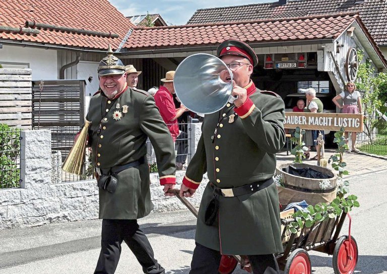 Festzug Richard Wirth u. Martin Sklarek